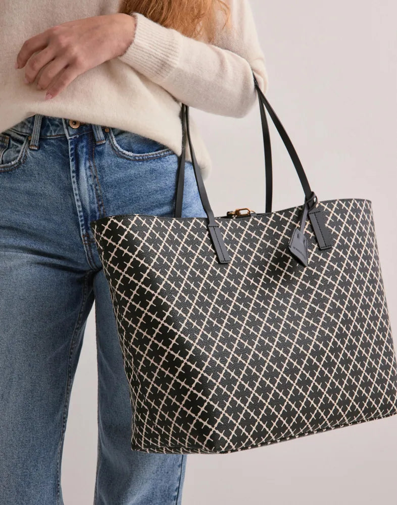 ABI TOTE Bag | Black