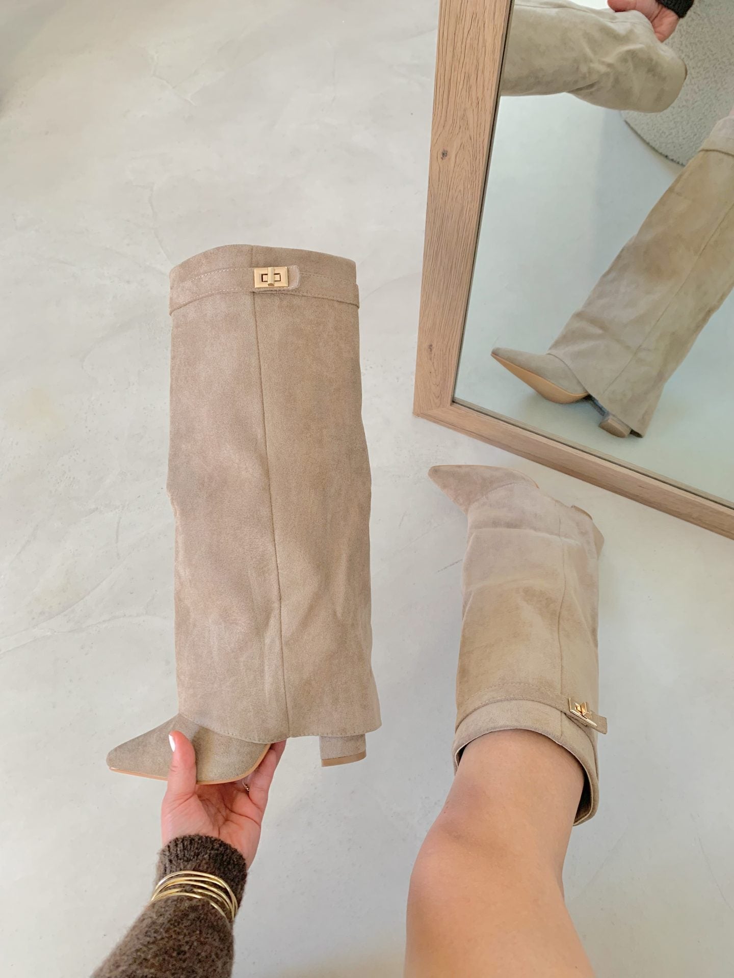 Creme Luxe | Suede Knee High Boots